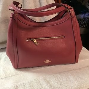 Coach  shoulder bag gold/rouge